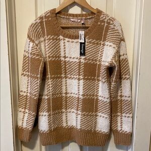 La Vie En Rose Soft Cozy Plaid Tan and White Crew Neck Sweater Stretchy Lounge